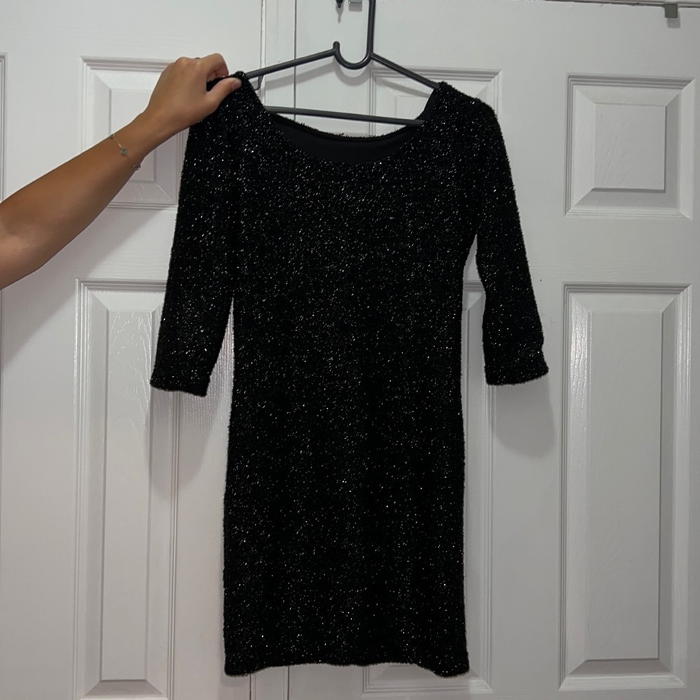 Backless Sequin Bodycon Dress - Picture 2 of 4